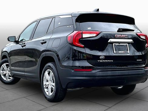 Used 2024 GMC Terrain SLE AWD/4WD image 12