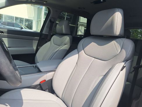 Used 2024 Hyundai Palisade SEL FWD image 11