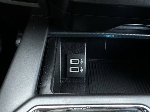 Used 2019 Ford F150 XLT w/ Equipment Group 302A Luxury image 32