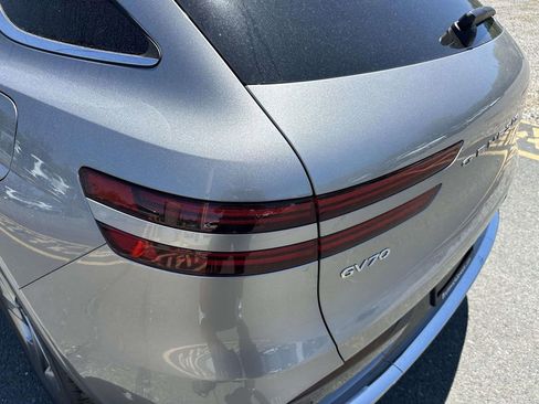 New 2026 Genesis GV70 2.5T Advanced AWD/4WD image 8