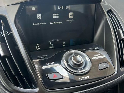 Used 2019 Ford Escape Titanium AWD/4WD image 25
