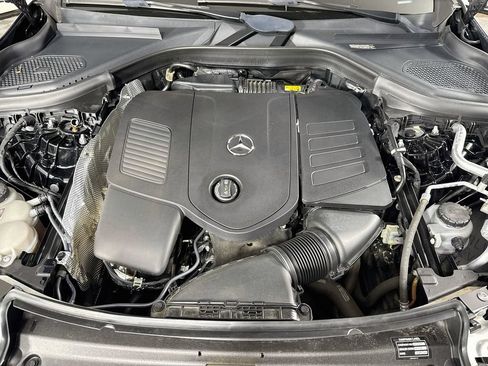 Used 2023 Mercedes-Benz GLC 300 w/ Exclusive Trim Package image 40