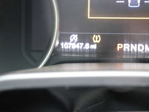 Used 2017 Ford F150 Raptor w/ Equipment Group 802A Luxury image 11