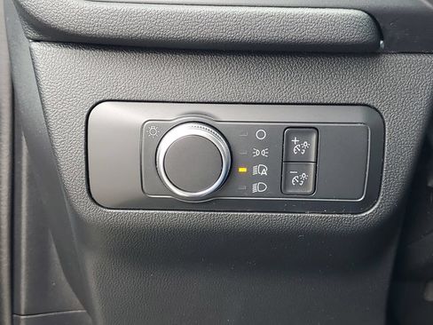 Certified 2022 Ford Escape SE w/ Cold Weather Package AWD/4WD image 21