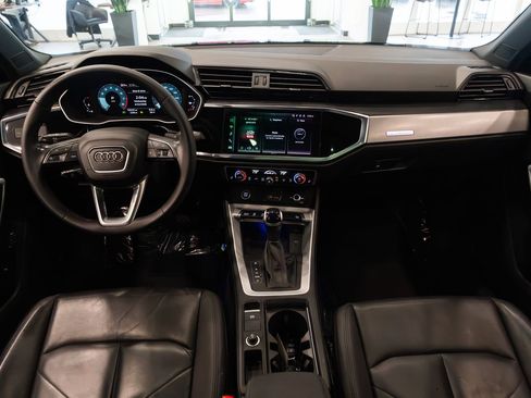 Used 2023 Audi Q3 2.0T Premium Plus AWD/4WD image 9