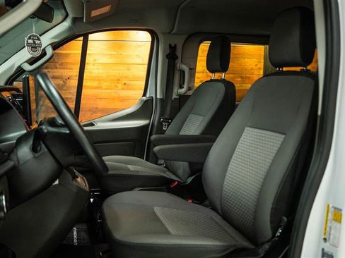 Used 2024 Ford Transit 350 XLT image 9