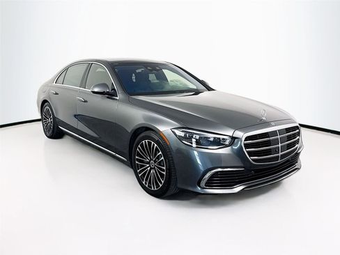 Used 2024 Mercedes-Benz S 580e 4MATIC Sedan image 36