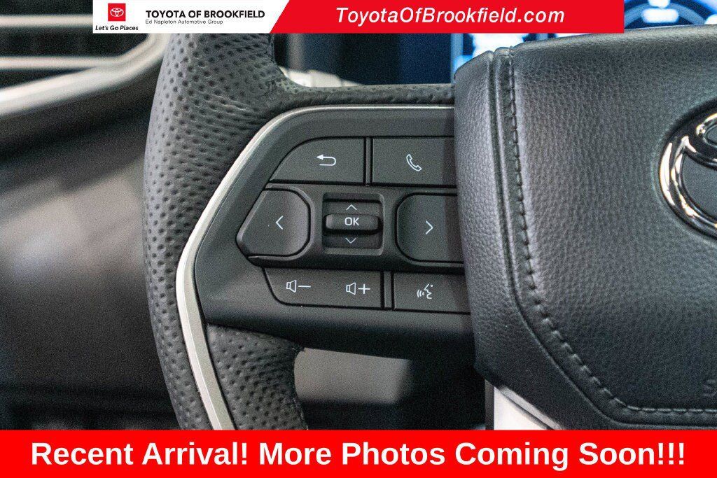 Certified 2026 Toyota Sequoia Limited w/ Tow Technology Package AWD/4WD image 18
