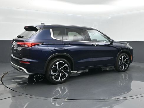 Used 2024 Mitsubishi Outlander SEL image 22