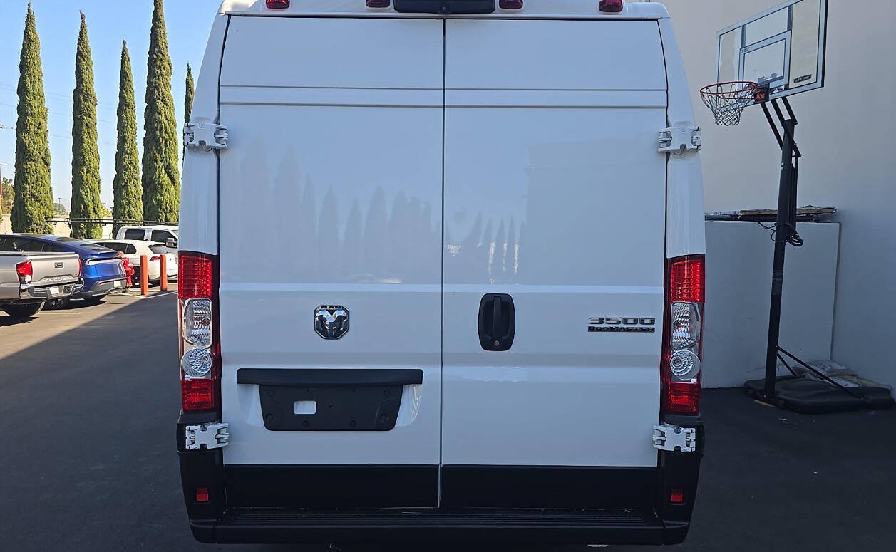 Used 2023 RAM ProMaster 3500 FWD image 3