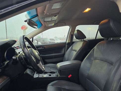 Used 2016 Subaru Outback 2.5i Limited w/ Popular Package #4 image 12