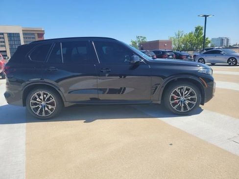 Certified 2024 BMW X5 xDrive40i w/ M Sport Package AWD/4WD image 3