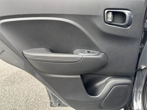 New 2025 Hyundai Venue Limited image 13