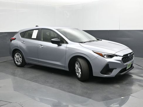 Used 2024 Subaru Impreza 2.0i AWD/4WD image 7