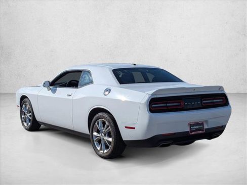 Used 2021 Dodge Challenger SXT image 7