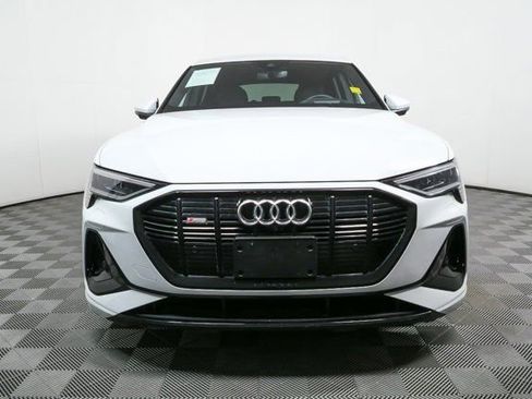 Certified 2023 Audi e-tron Prestige w/ Prestige Package image 36