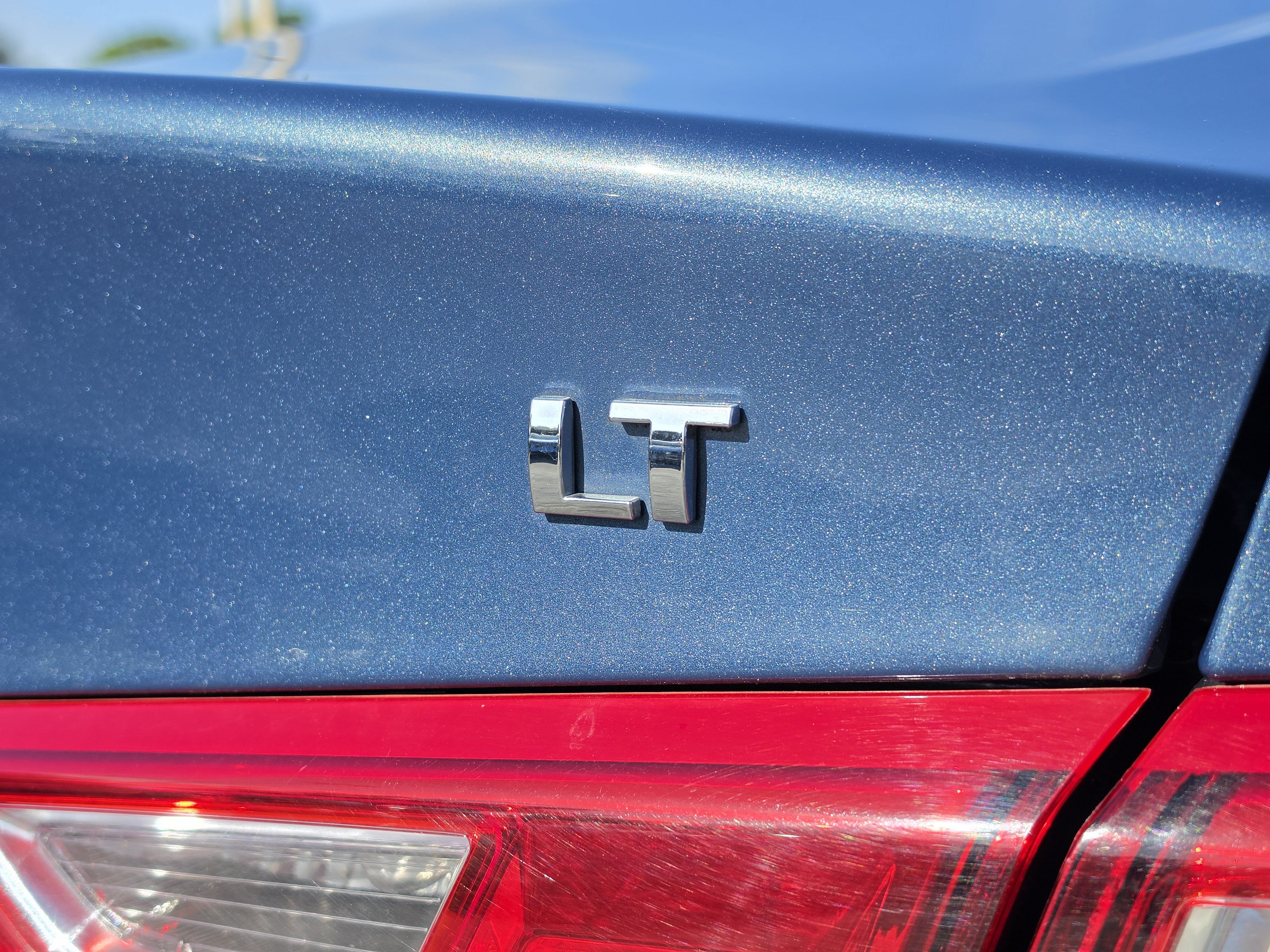 Used 2025 Chevrolet Malibu LT FWD image 15