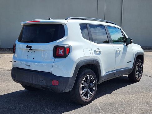 Used 2023 Jeep Renegade Latitude AWD/4WD image 7