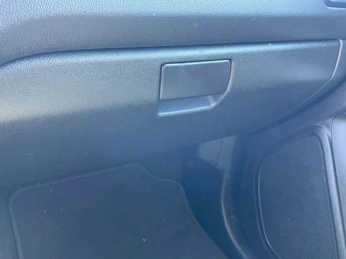 Used 2017 Chevrolet Colorado LT w/ LT Convenience Package RWD image 15