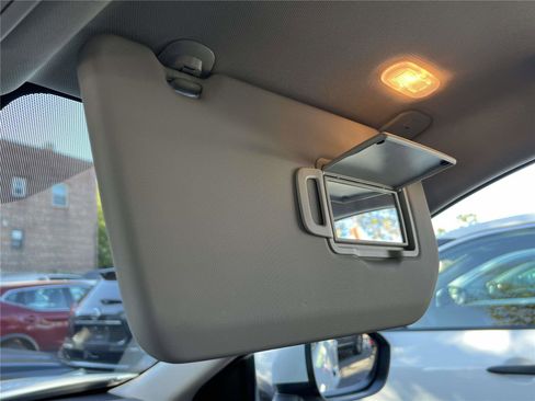 Certified 2023 Nissan Rogue SV image 38