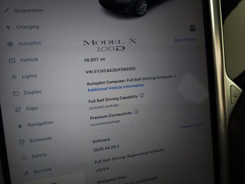 Used 2018 Tesla Model X 75D image 23