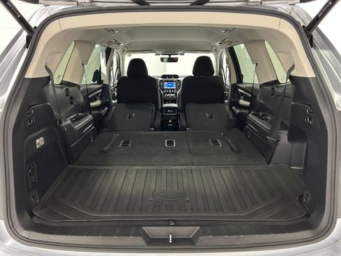 Used 2020 Subaru Ascent Premium w/ Convenience Package AWD/4WD image 36