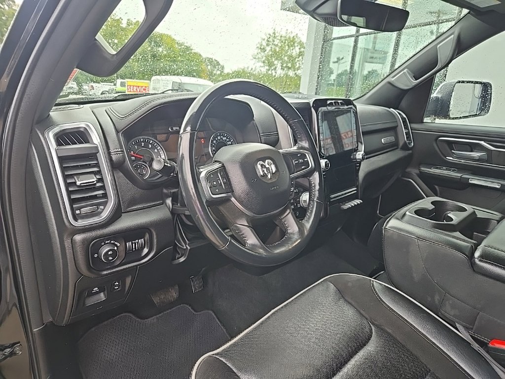 Used 2023 RAM 1500 Laramie AWD/4WD image 7