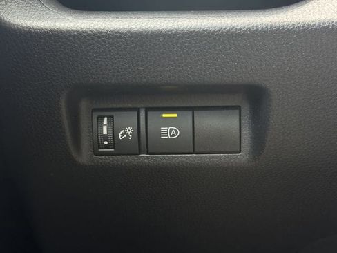 Used 2019 Toyota RAV4 XLE w/ All Weather Liner Package AWD/4WD image 22