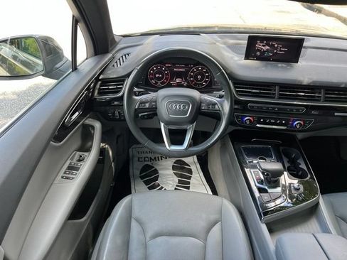 Used 2018 Audi Q7 3.0T Prestige w/ Prestige Package AWD/4WD image 33