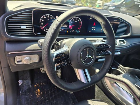 Used 2026 Mercedes-Benz GLS 450 4MATIC image 28