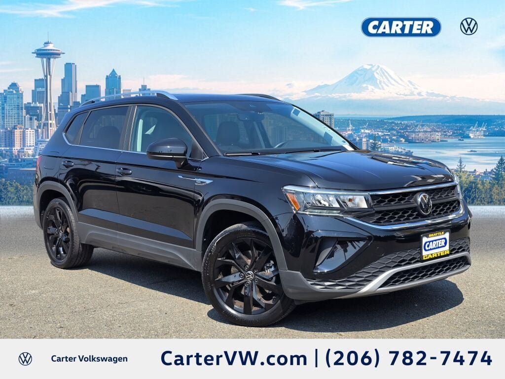 Used 2023 Volkswagen Taos SE w/ Panoramic Sunroof Package AWD/4WD image 1