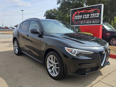 Used 2019 Alfa Romeo Stelvio Ti Sport w/ Quick Order Package 22S Sport image 6