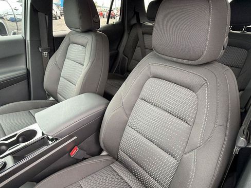 New 2026 Chevrolet Equinox LT FWD image 4