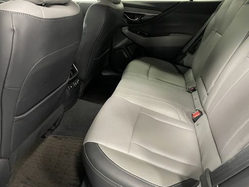 Used 2022 Subaru Outback Limited image 21