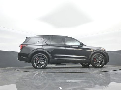 New 2026 Ford Explorer ST w/ Sun And Sound Package image 33