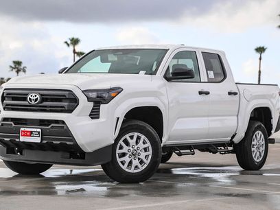 New 2026 Toyota Tacoma SR