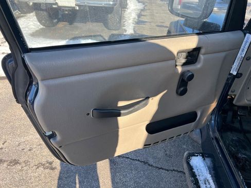 Used 2003 Jeep Wrangler Sport image 13