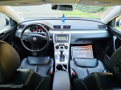 Used 2008 Volkswagen Passat Komfort FWD image 13