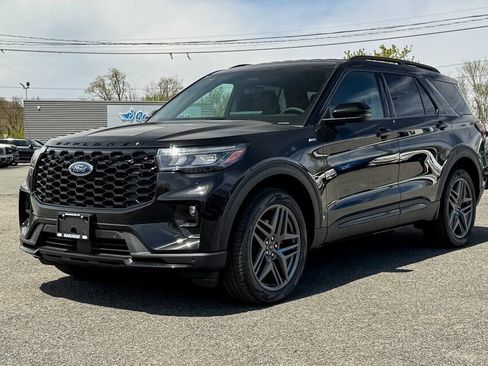 New 2026 Ford Explorer ST-Line w/ ST-Line Street Pack AWD/4WD image 7