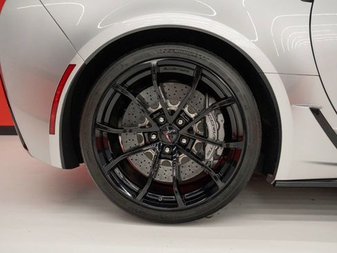 Used 2017 Chevrolet Corvette Grand Sport w/ Z07 Performance Package RWD image 67