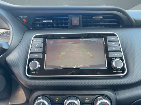 New 2025 Nissan Kicks Play S image 23