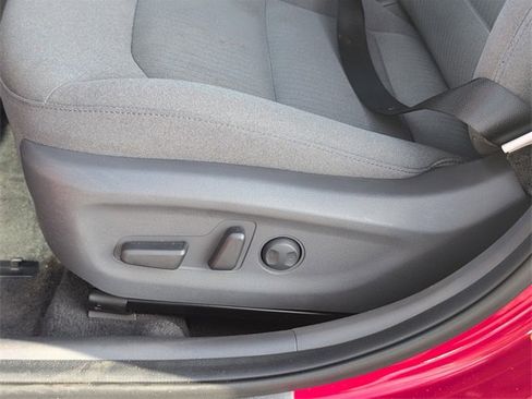 Used 2022 Hyundai Ioniq SE image 14