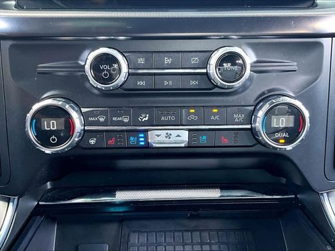 Used 2021 Ford F150 Platinum w/ Equipment Group 701A High AWD/4WD image 34