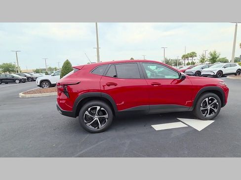 New 2026 Chevrolet Trax RS FWD image 15