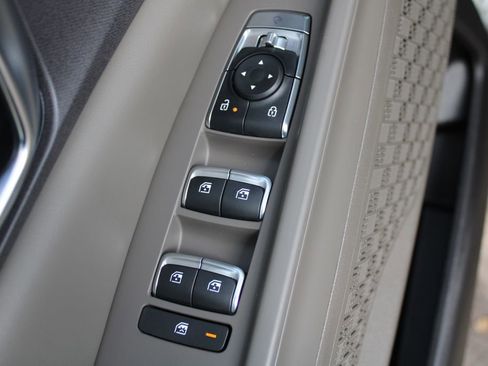 New 2026 Kia Carnival EX image 26