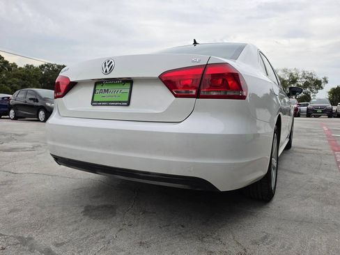 Used 2012 Volkswagen Passat 2.5 SE FWD image 11