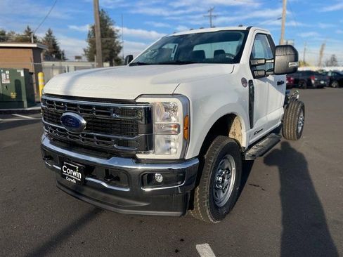 New 2026 Ford F350 XL w/ XL Chrome Package AWD/4WD image 5