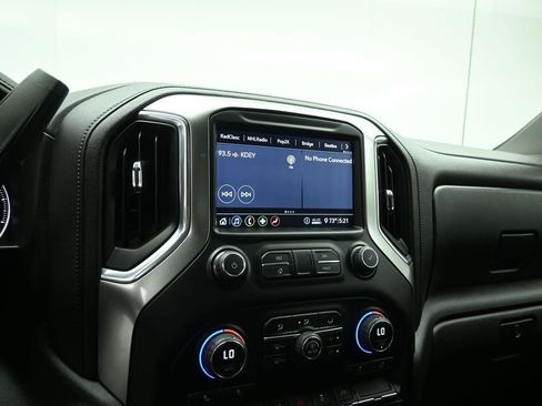 Used 2020 Chevrolet Silverado 1500 LTZ image 13