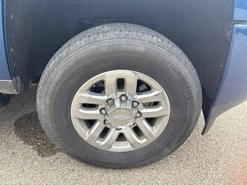 Used 2019 Chevrolet Silverado 3500 High Country w/ Duramax Plus Package AWD/4WD image 2