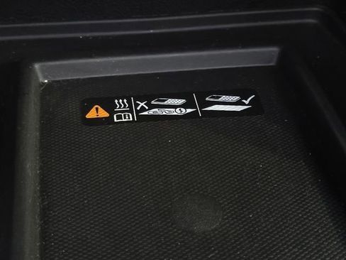 Certified 2023 Chevrolet Traverse RS image 10